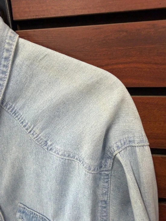 Rancho Deluxe Light Wash Denim Western Shirt - Picture 3 of 7